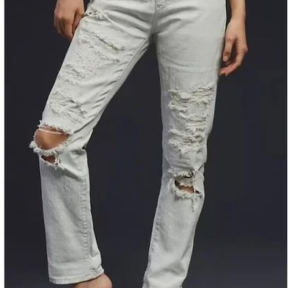 Anthropologie Pilcro Slim‎ Boyfriend Distressed Denim